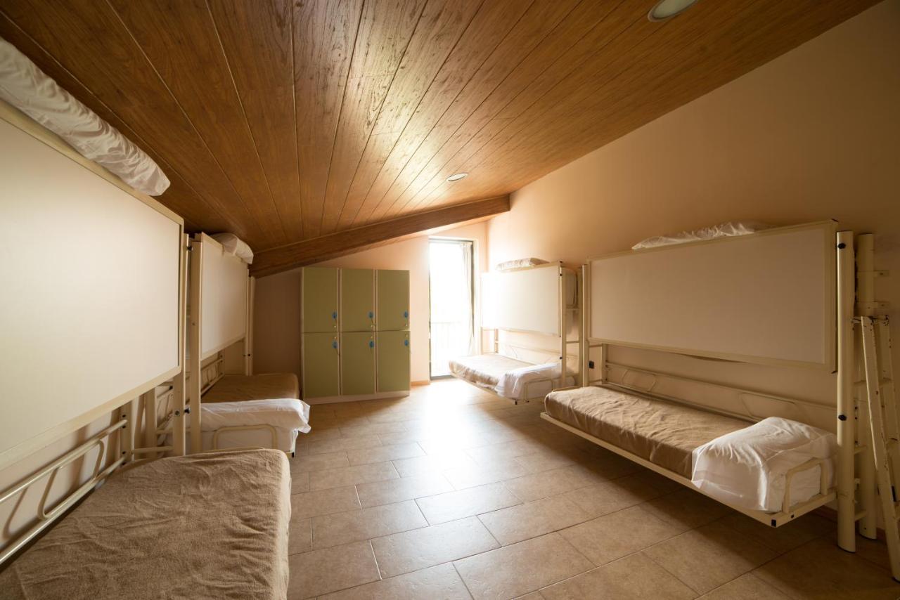 Abrigall Hostel La Masella Buitenkant foto